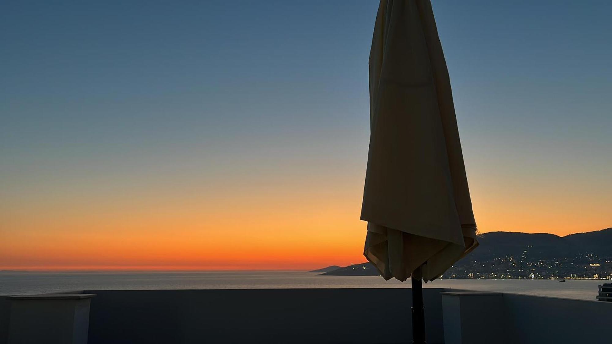 Grand Blue Lux Apartamento Sarandë